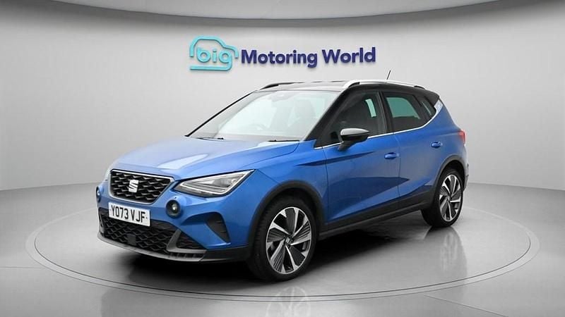 Used Seat Arona FR Sport 110 HP (80 kW) 2024 Blue SUV