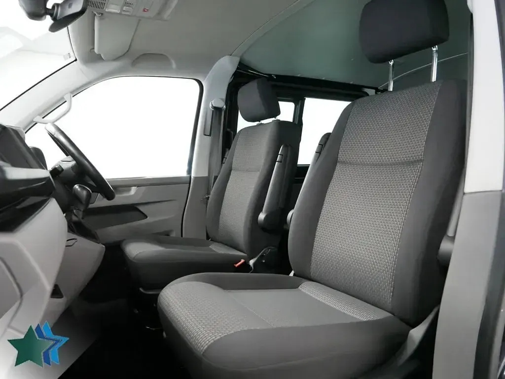 Used VW Transporter Highline 150 HP (110 kW) 2021 Blue Van