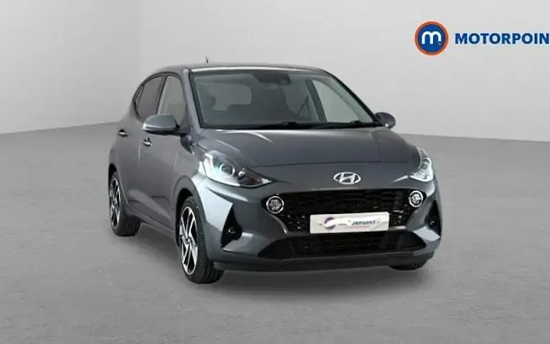 Used Hyundai i10 Premium 84 HP (61 kW) 2023 Hatchback