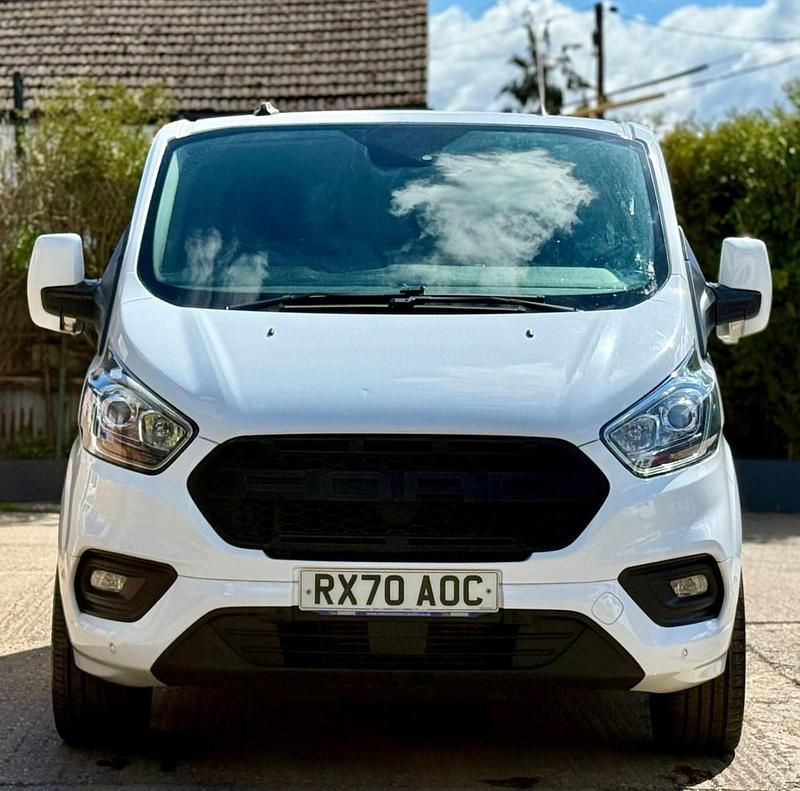 Used Ford Transit Custom Limited 2020 White