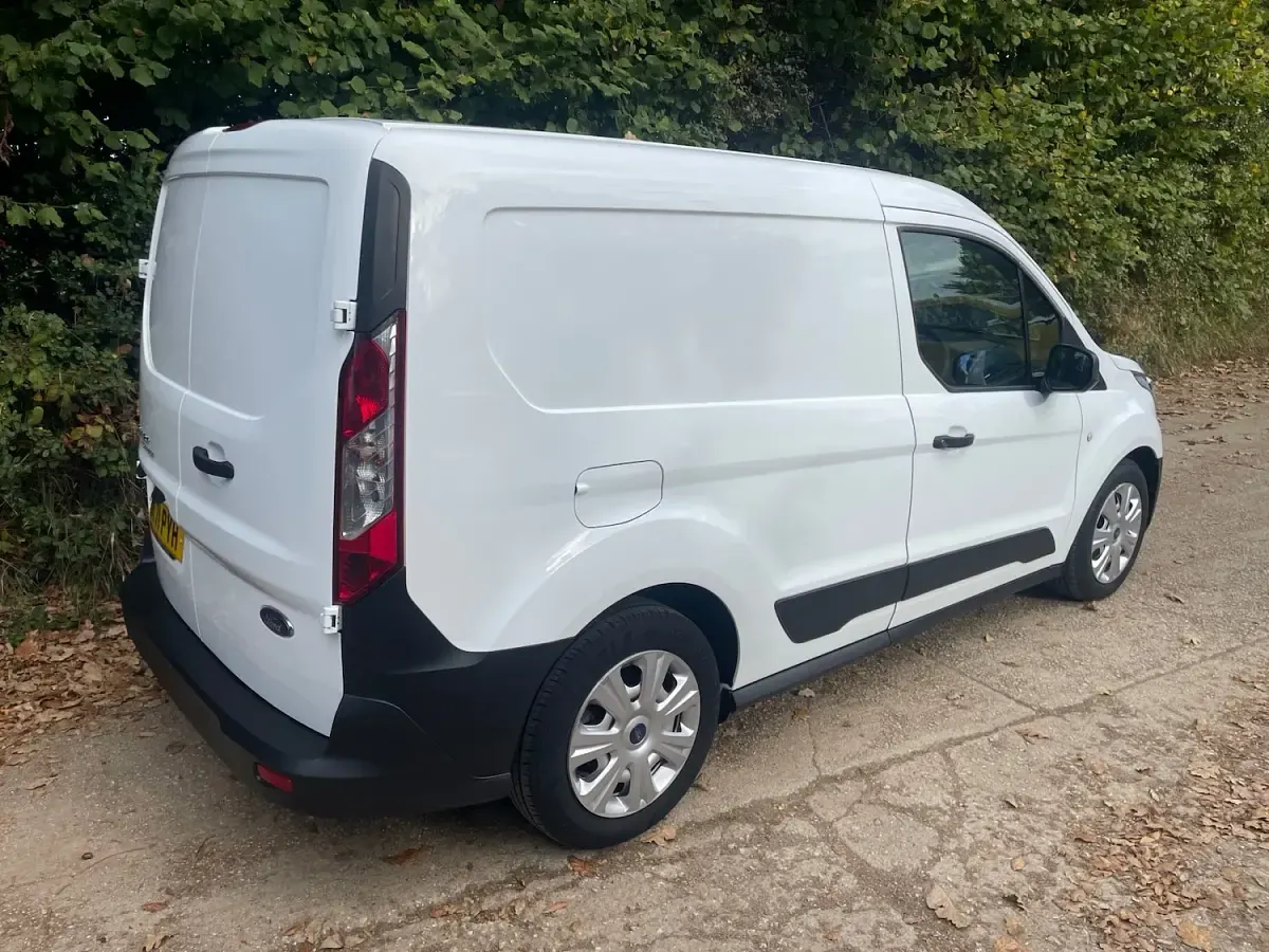 Used Ford Transit 75 HP (55 kW) 2021 White Van