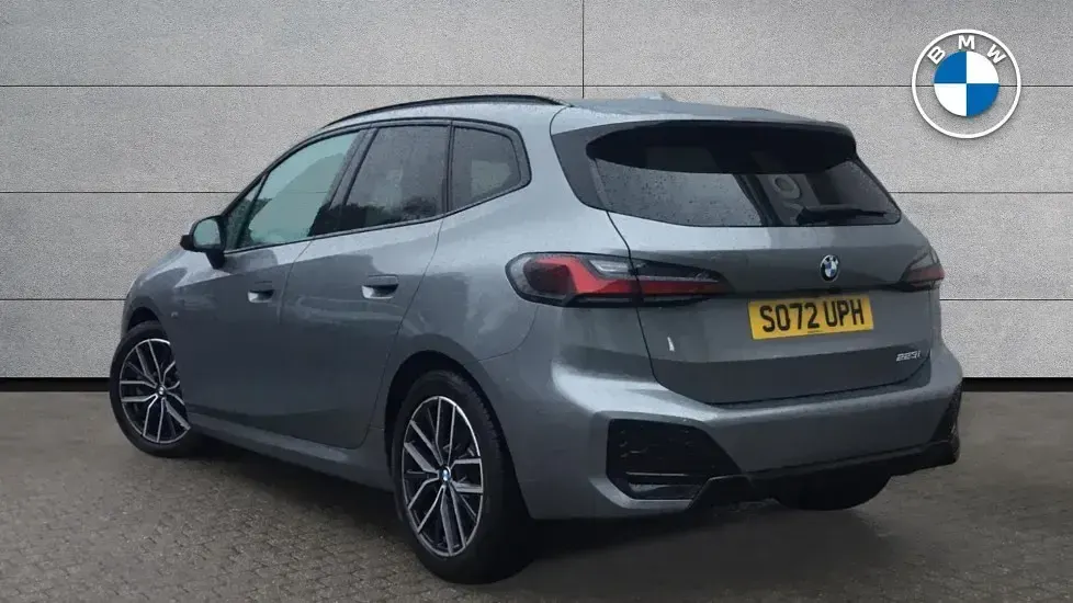 Usado BMW 223 Active Tourer M Sport 215 HP (158 kW) 2022 Cinzento Monovolume