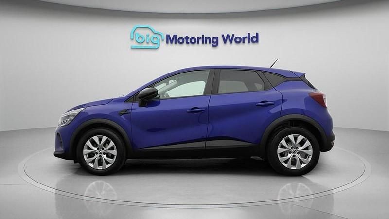 Used Renault Captur Iconic 90 HP (66 kW) 2021 Blue SUV