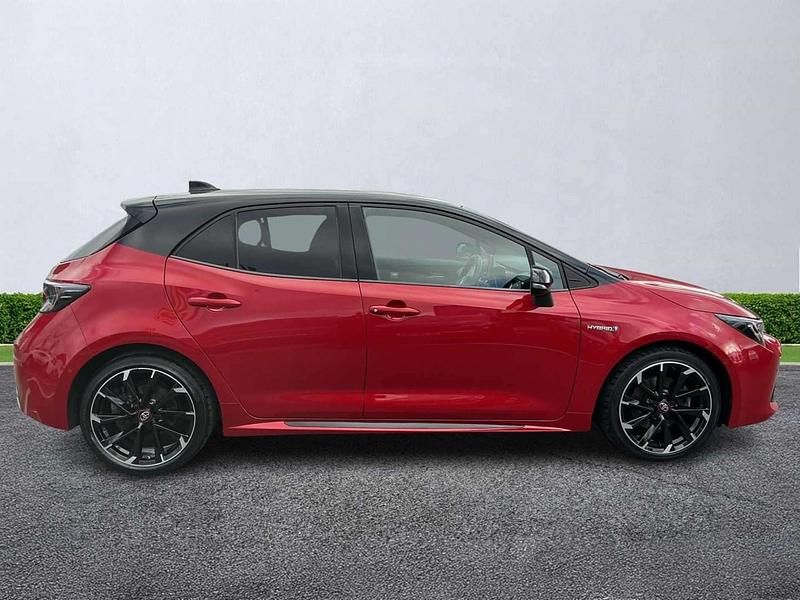 Used Toyota Corolla Sport 2020 Red/black Hatchback