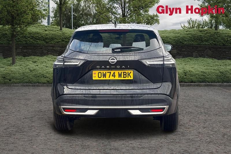 Used Nissan Qashqai Acenta Premium 2025 Black SUV