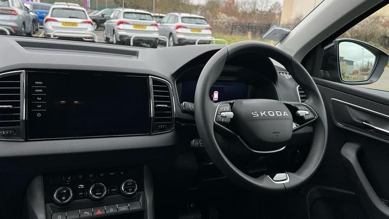 Used Skoda Karoq SE L 150 HP (110 kW) 2025 Black magic pearl effect SUV