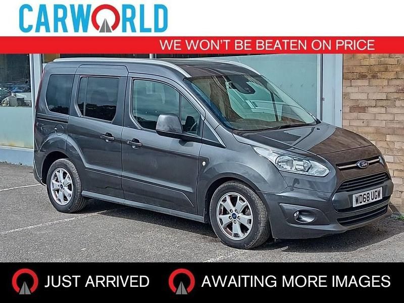Grey Used 2019 Ford Tourneo Connect Titanium MPV | £13,990 (Fair price) - Image 1/3