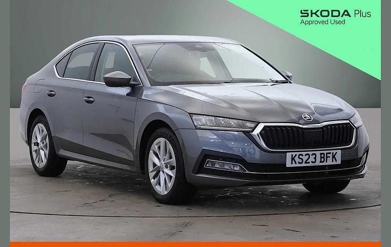 Used Skoda Octavia SE L 150 HP (110 kW) 2023 Graphite grey metallic Hatchback
