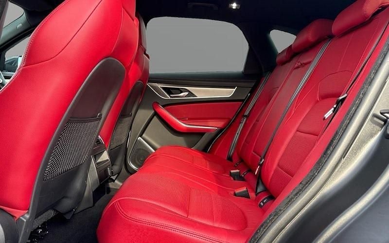 Used Jaguar F-Pace R-Dynamic 204 HP (150 kW) 2024 SUV