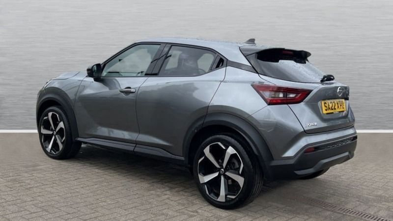 Used Nissan Juke Tekna 114 HP (83 kW) 2022 Grey  SUV