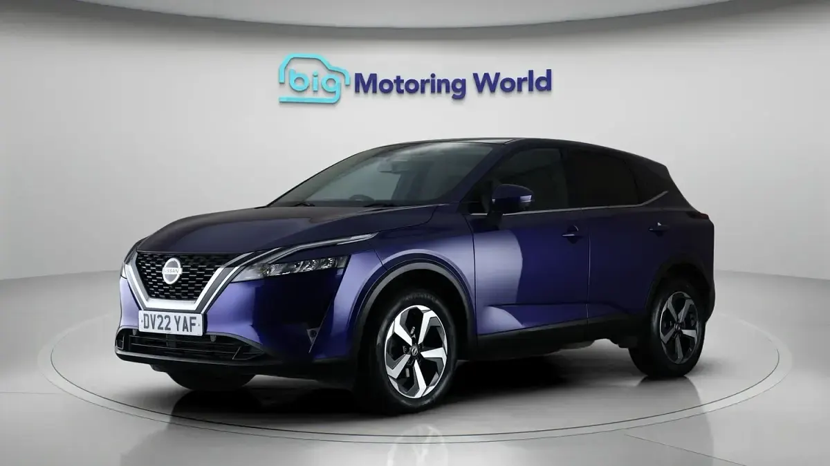 Used Nissan Qashqai N-Connecta 140 HP (102 kW) 2022 Blue SUV