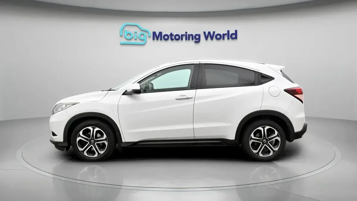 Used Honda HR-V EX 2018 White SUV