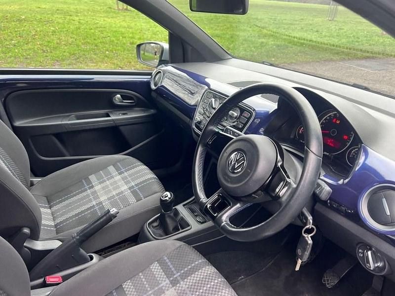 Used VW up! CLUB 2015 Blue Hatchback