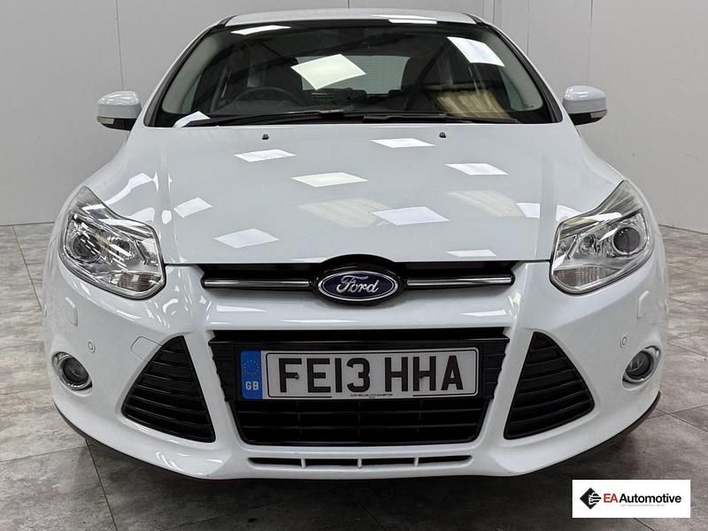 Używany Ford Focus Titanium X 125 KM (91 kW) 2013 Biały Hatchback
