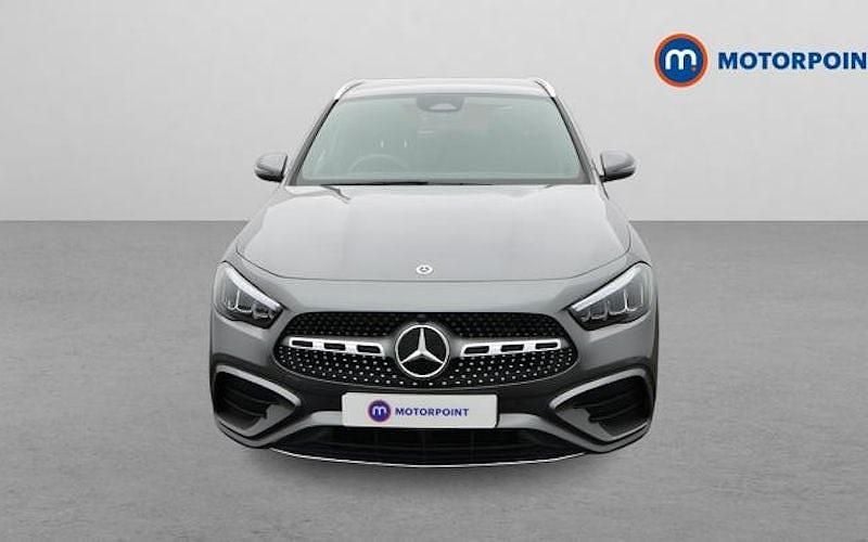 Used Mercedes GLA200 Executive 163 HP (119 kW) 2026 SUV