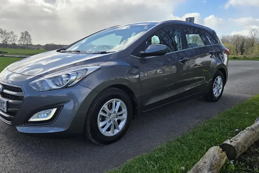 Used Hyundai i30 SE 2015 Grey Estate