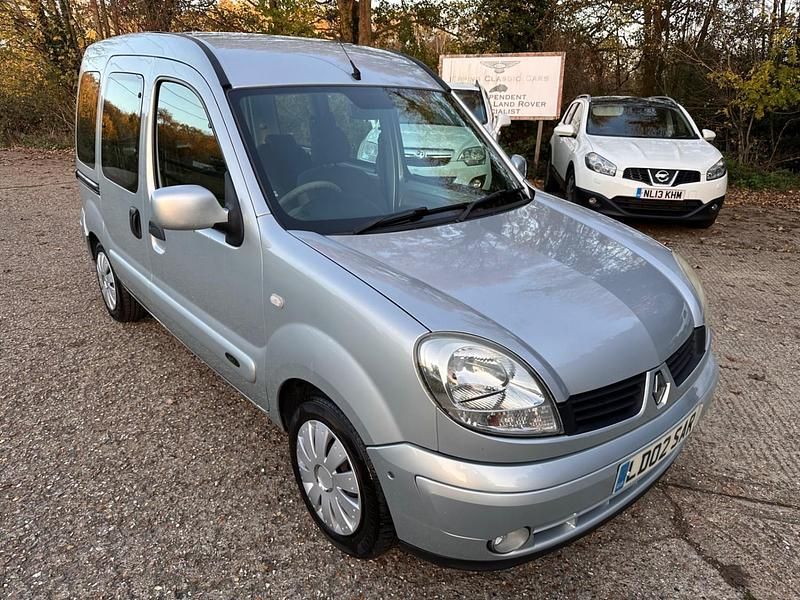 Grey Used 2008 Renault Kangoo Expression MPV | £1,650 (Fair price) - Image 1/4