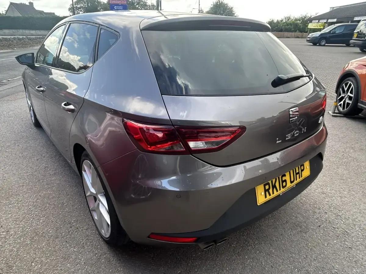 Used Seat Leon FR 150 HP (110 kW) 2016 Grey Hatchback