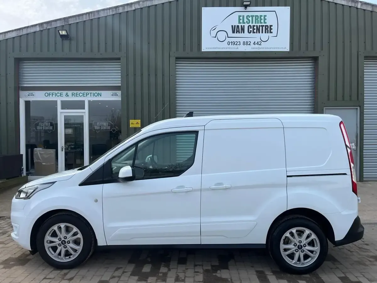 Second-hand Ford Transit Connect Limited 120 CP (88 kW) 2021 Alb Monovolum