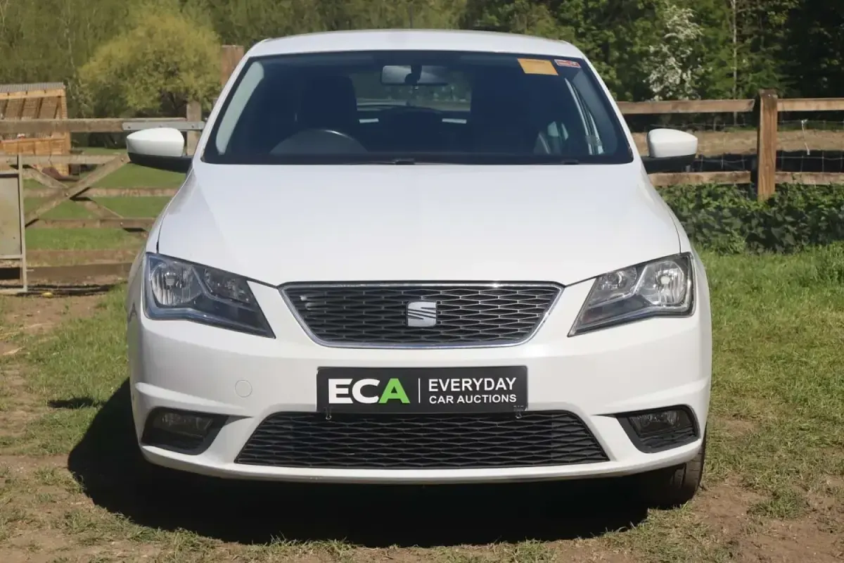 Begagnad Seat Toledo I-Tech 2014 Vit Halvkombi