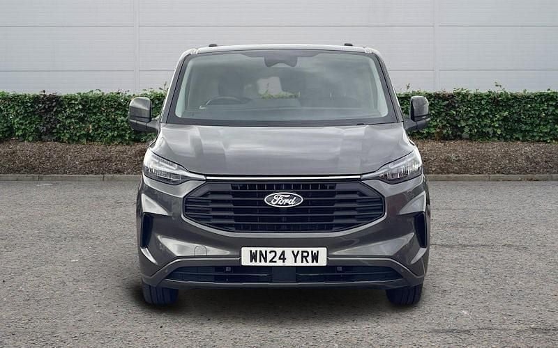 Used Ford Transit Custom Limited 136 HP (100 kW) 2025 Van