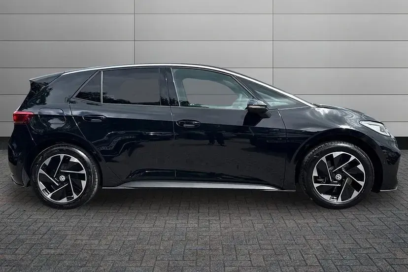 New VW ID.3 Pro 150 kW (204 HP) 2026 Grenadilla black Hatchback