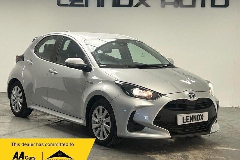 Used 2021 Toyota Yaris Hybrid | £13,790 (Good price) - Image 1/1
