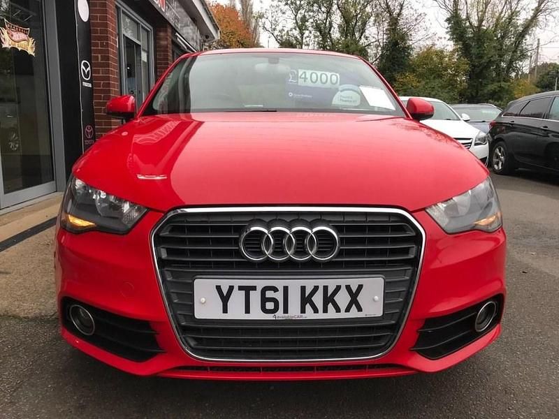 Used Audi A1 Sport 103 HP (75 kW) 2011 Red Hatchback