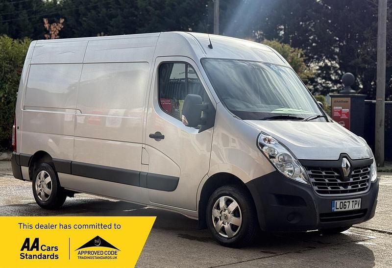 Grey Used 2018 Renault Master Business Van | £7,990 (Good price) - Image 1/2