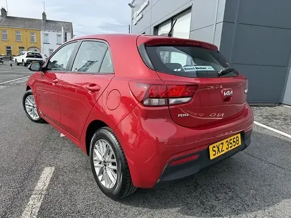 Used Kia Rio 83 HP (61 kW) 2023 Red Hatchback