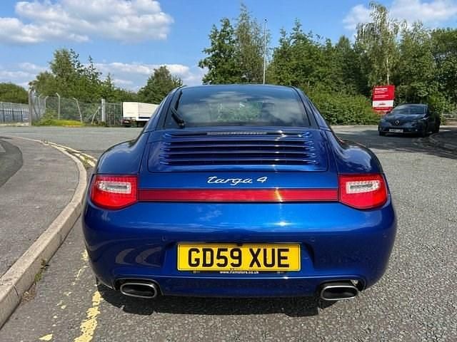 Used Porsche 997 345 HP (253 kW) 2009 Blue Coupe