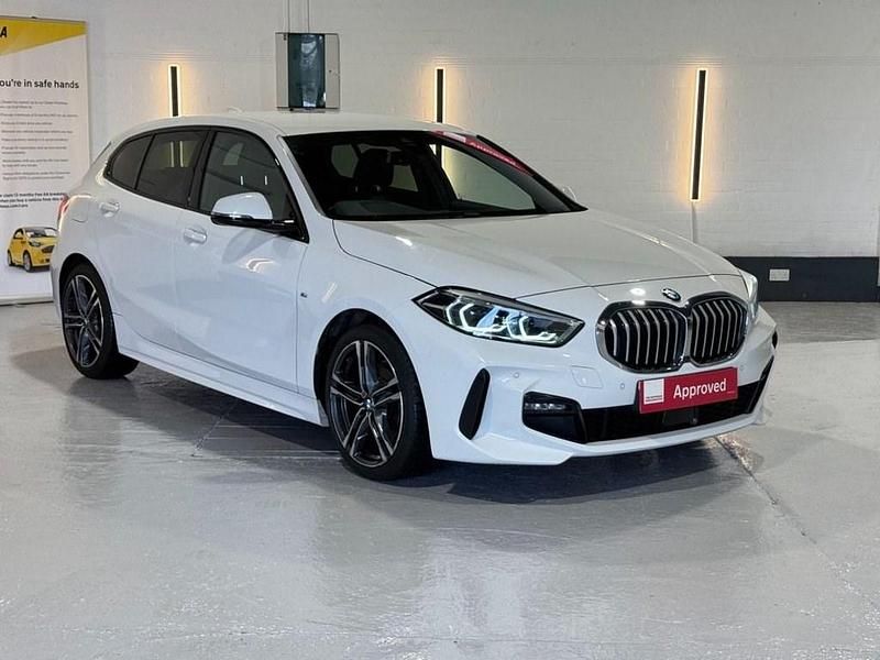 Used BMW 118 M Sport 136 HP (100 kW) 2021 White Hatchback