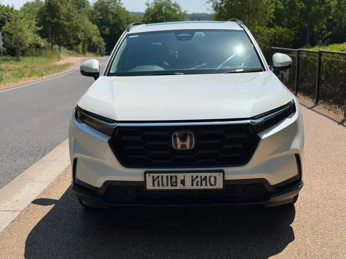 Used Honda CR-V Elegance 184 HP (135 kW) 2024 White SUV