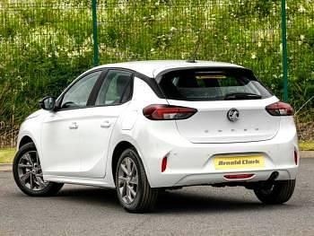Nowe Vauxhall Corsa Design Edition 100 KM (73 kW) 2025 Biały Hatchback
