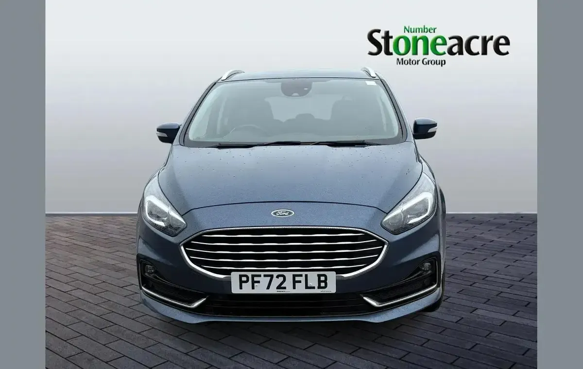 Used Ford S-MAX Titanium 190 HP (139 kW) 2023 Blue MPV