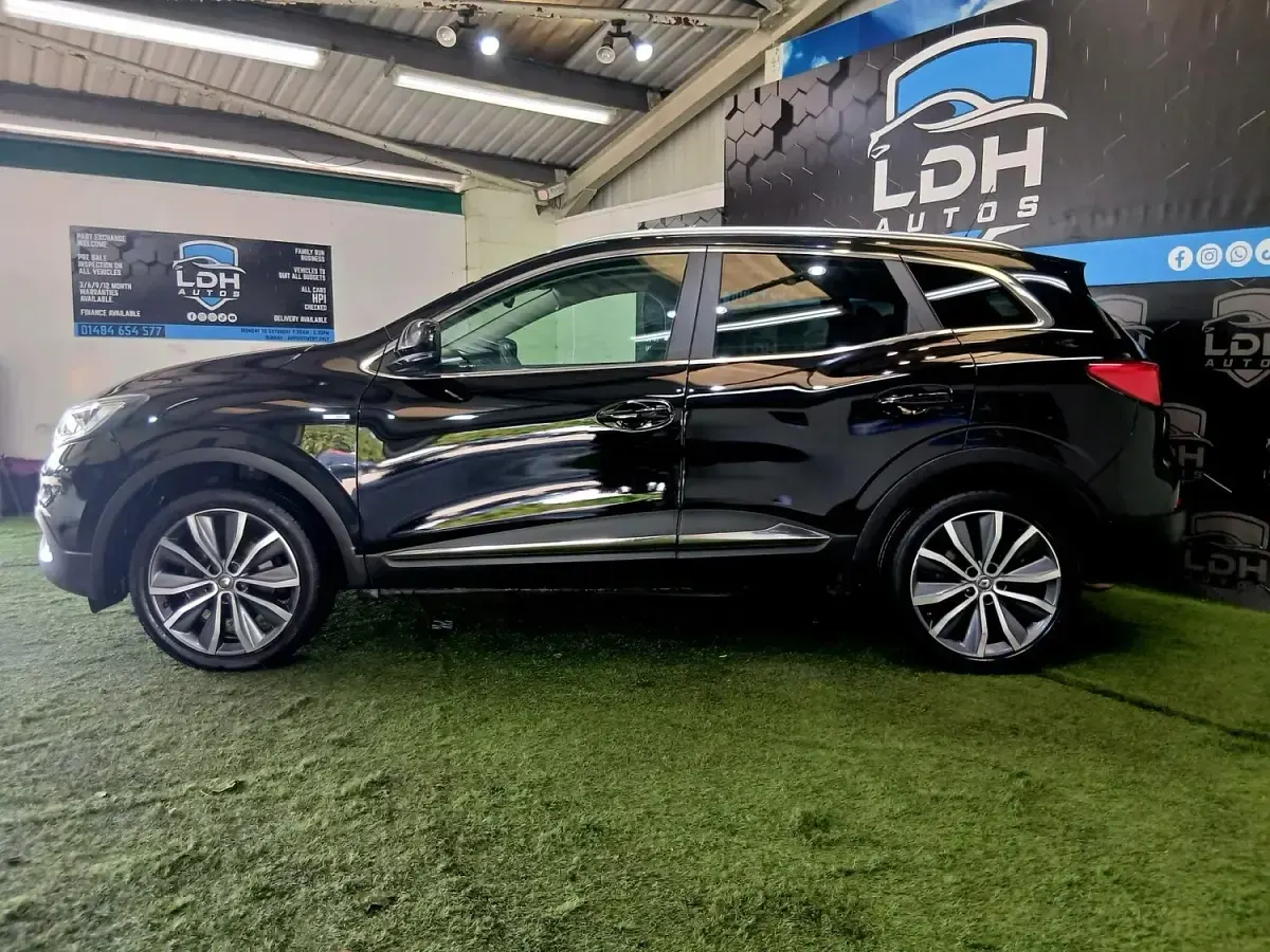 Used Renault Kadjar Signature 110 HP (80 kW) 2016 Black SUV