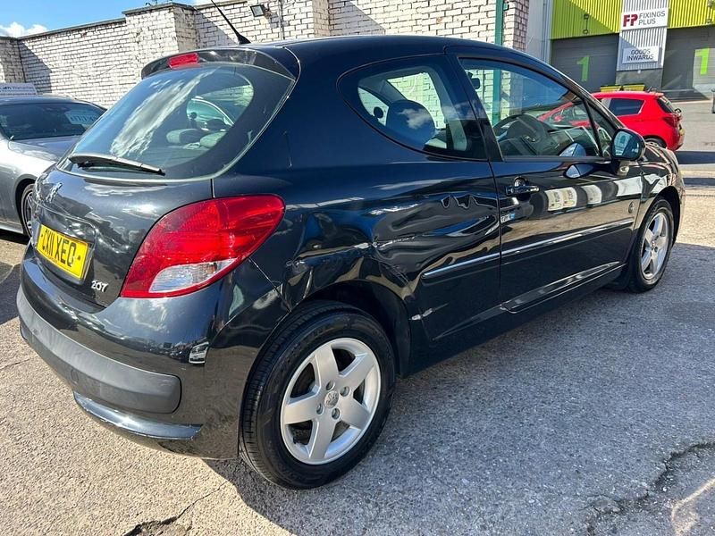 Used Peugeot 207 Envy 2011 Black Hatchback