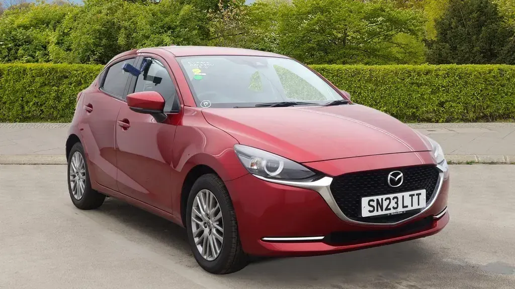 Usado Mazda 2 Inclusive 90 HP (66 kW) 2023 Vermelho Citadino