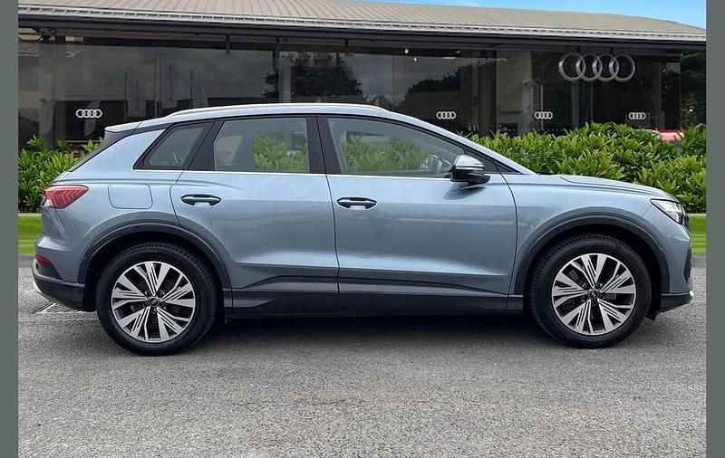 Used Audi Q4 e-tron Sport 210 kW (286 HP) 2024 Blue SUV
