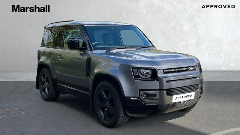 Usado Land Rover Defender HSE Dynamic 249 HP (183 kW) 2023 Cinzento SUV