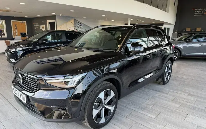 Used Volvo XC40 Plus 197 HP (144 kW) 2026 SUV