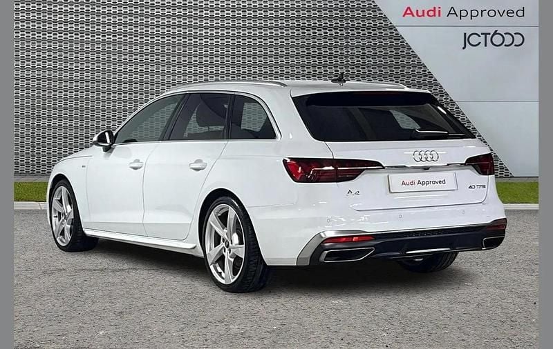 Used Audi A4 S-Line 200 HP (147 kW) 2023 White Estate