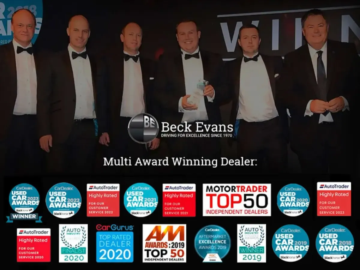 Second-hand Vauxhall Corsa-e Edition 100 kW (136 CP) 2022 Roșu Hatchback