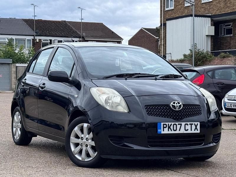 Black Used 2007 Toyota Yaris Hatchback | £2,975 (Fair price) - Image 1/4