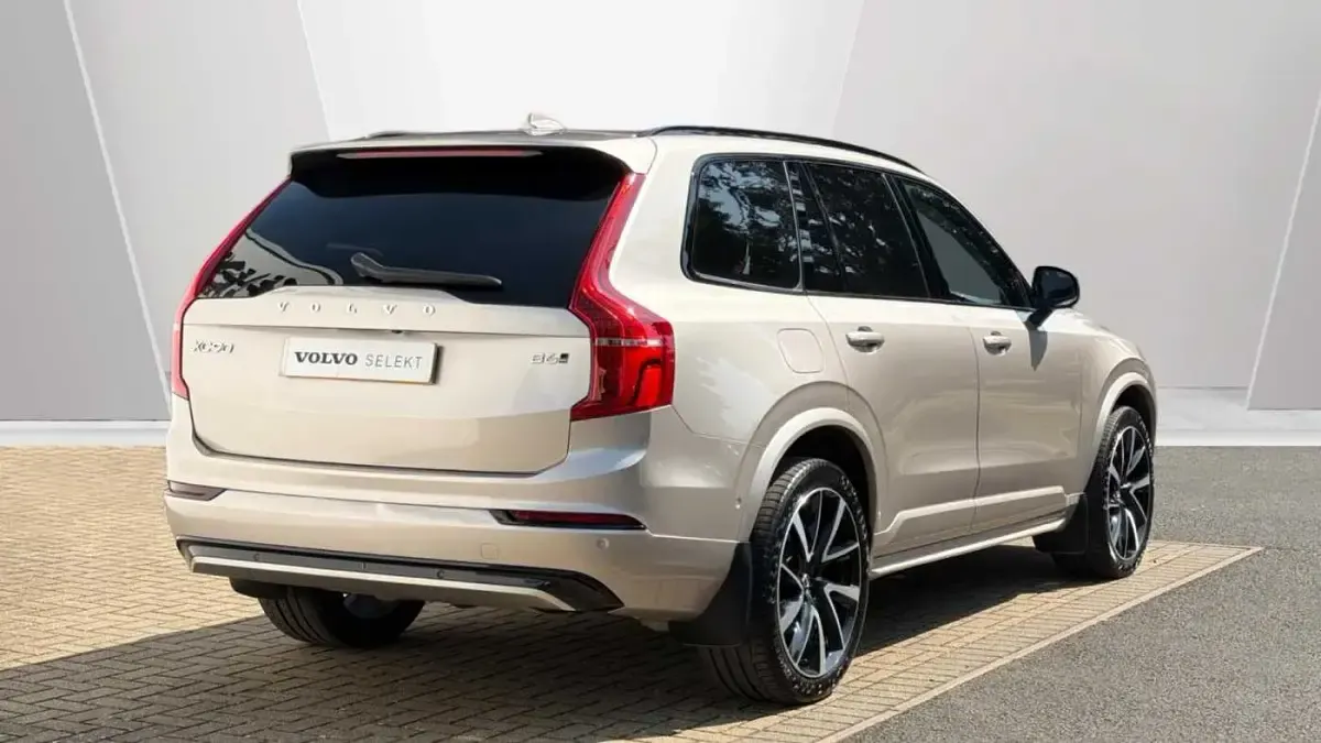 Used Volvo XC90 Ultimate 300 HP (220 kW) 2024 Grey SUV