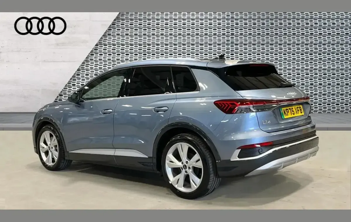 Used Audi Q4 e-tron S-Line 210 kW (286 HP) 2025 Blue SUV