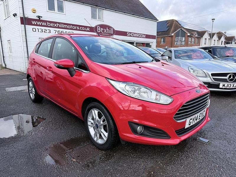 Used Ford Fiesta Zetec 2014 Red Hatchback