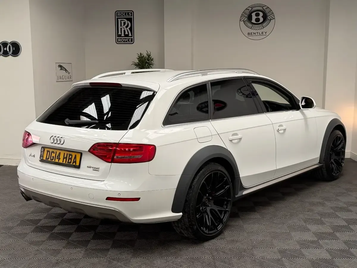 Used Audi A4 Allroad Performance 177 HP (130 kW) 2014 White Estate