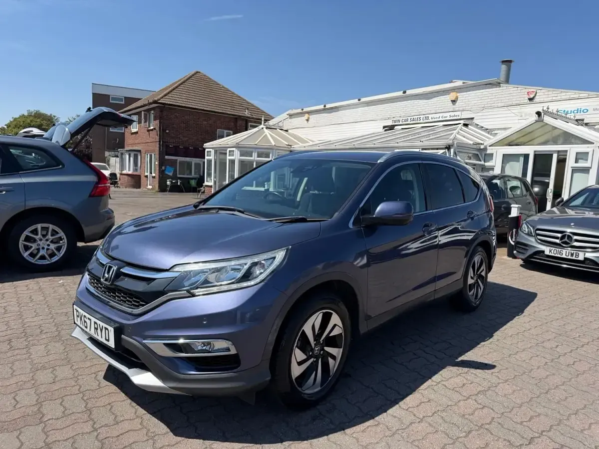 Used Honda CR-V SE Plus 2017 Blue SUV