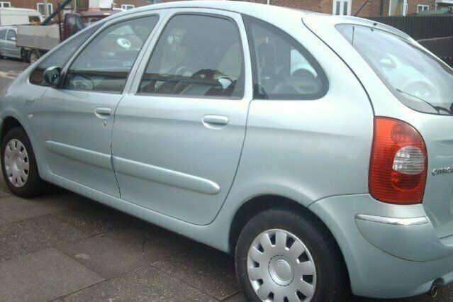 Used Citroën Xsara Picasso 95 HP (69 kW) 2004 MPV